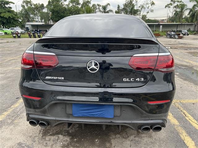 MERCEDES-BENZ AMG GLC43 CO 2022 PRETA